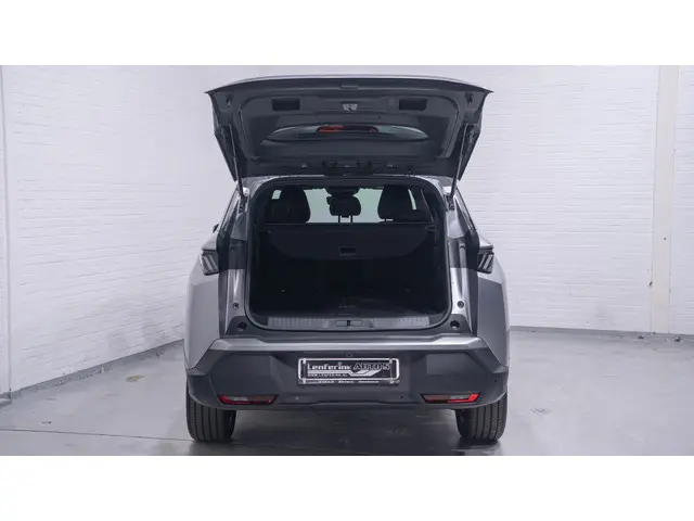 Peugeot 5008 1.2 PureTech Allure 2024 Benzine 17