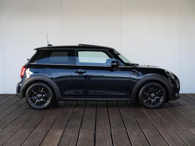 MINI 3-Deurs Cooper 2022 Benzine 4