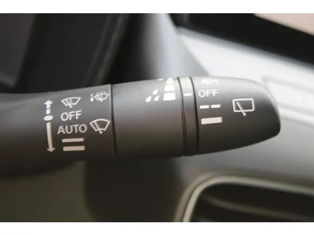 Nissan Juke Hybrid 143 N-Design 2025 Hybride Benzine 26