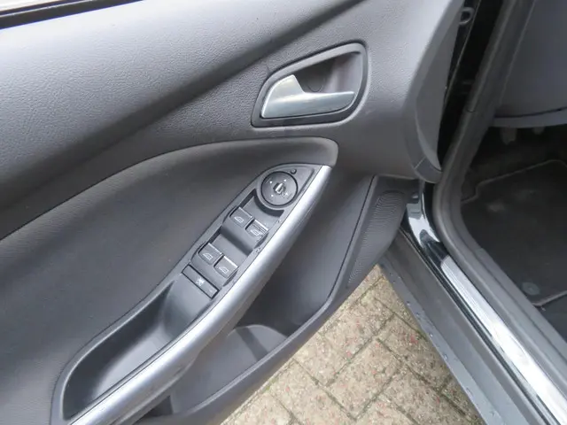 Ford Focus Wagon 1.6 EcoBoost Titanium 2012 Benzine 10