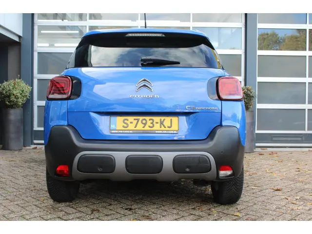 Citroën C3 Aircross 1.2 PureTech Shine 2021 Benzine 10