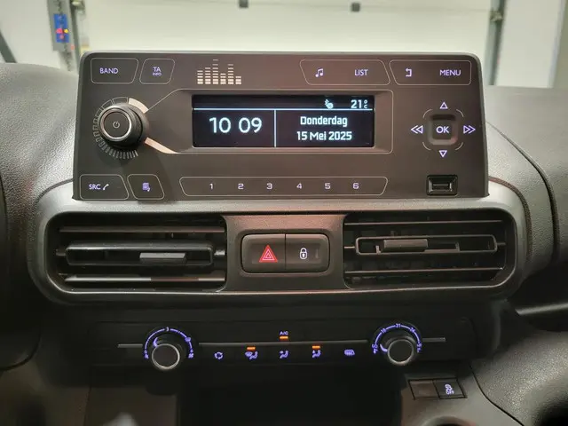 Opel Combo 1.5D Euro 6! 2022 Diesel 10