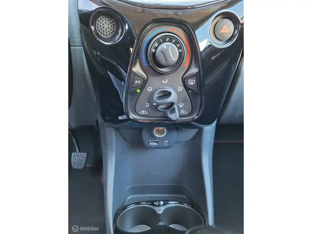 Peugeot 108 1.2 PURETECH GT-LINE 2017 Benzine 21