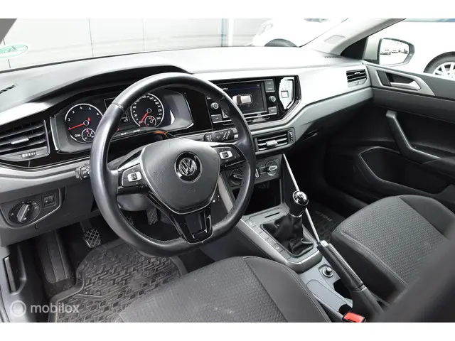Volkswagen Polo 1.0 TSI Comfortline 2018 Benzine 7
