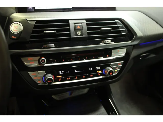 BMW X3 M40i xDrive High Executive 2020 Benzine 7