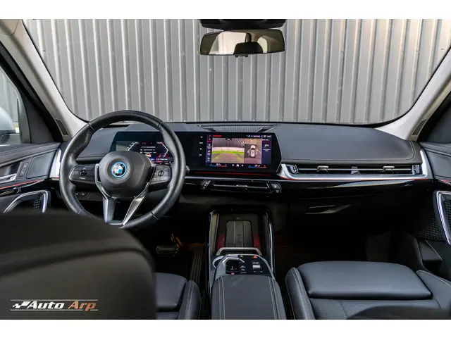 BMW X1 xDrive30e 2024 Hybride Benzine 13