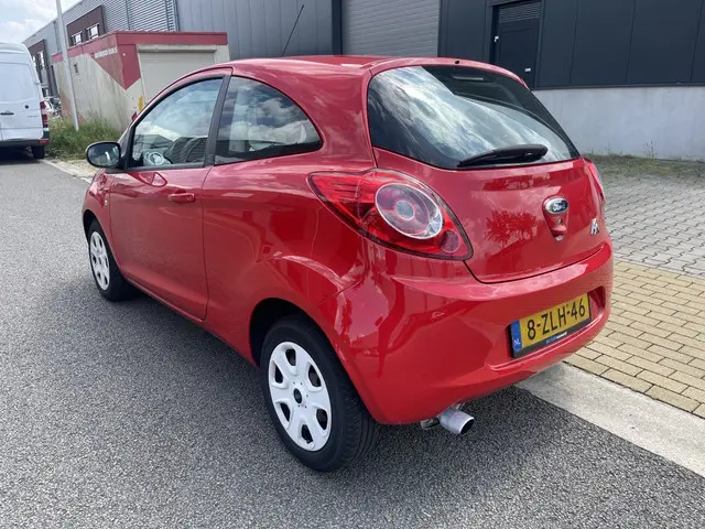 Ford Ka 1.2 Style. AIRCO 2015 Benzine 8