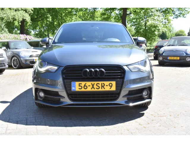 Audi A1 Sportback 1.2 TFSI Pro Line S 2012 Benzine 8