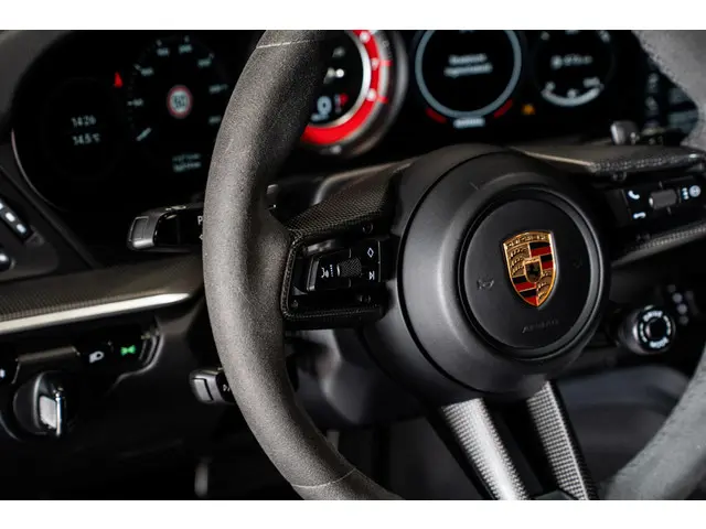 Porsche 911 3.8 Turbo S 2020 Benzine 53