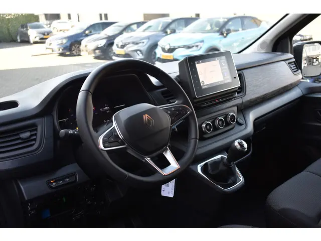 Renault Trafic Advance 2024 Diesel 8