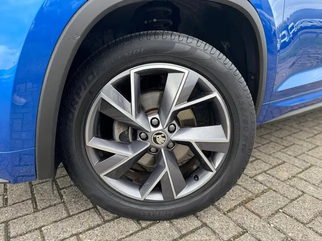 Škoda Kodiaq 1.5 TSI Sportline Business 2021 Benzine 57