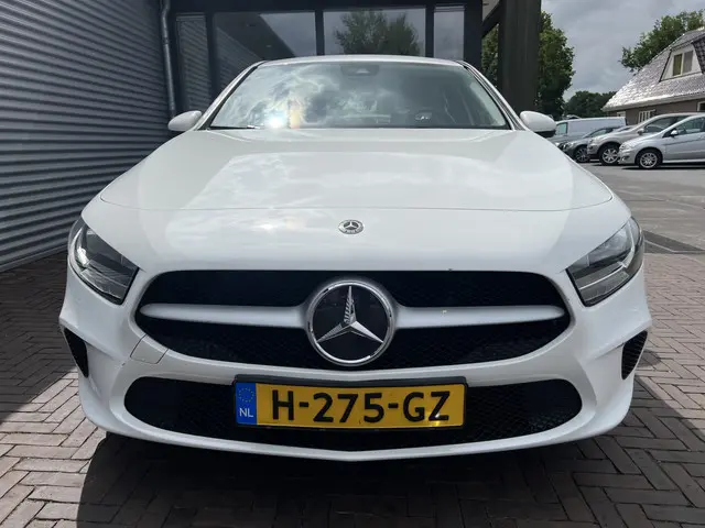 Mercedes-Benz A-Klasse 180 2020 Benzine 11