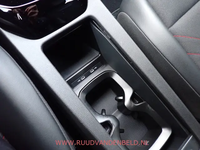 Volkswagen ID.4 GTX 4Motion 77kWh 2022 Elektrisch 32