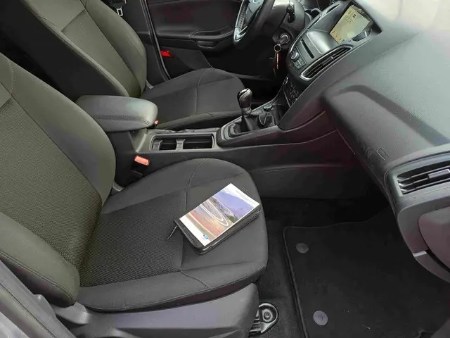 Ford Focus Wagon 1.0 Trend 2017 Benzine 7