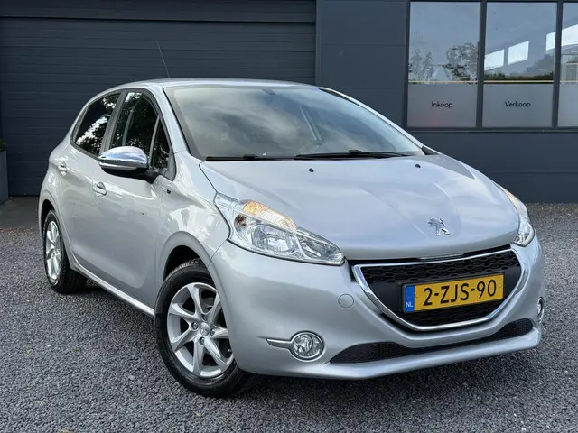 Peugeot 208 2