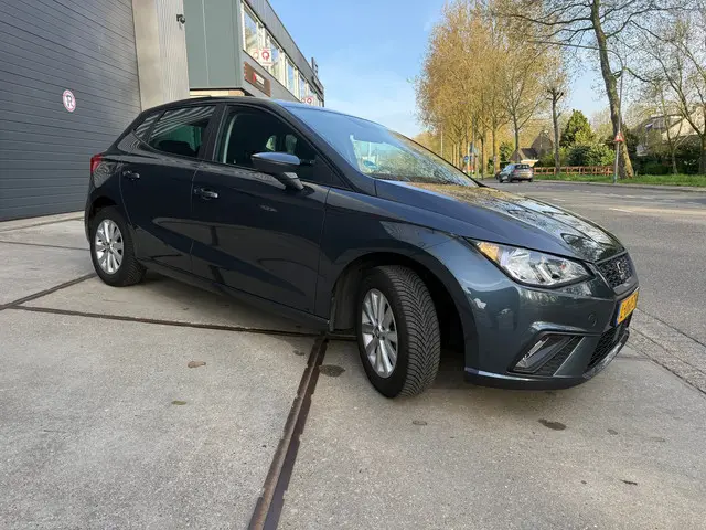 SEAT Ibiza 1.0 TSI Flex 2021 Benzine 3