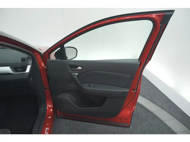 Renault Captur TCe 90 Techno 2024 Benzine 69