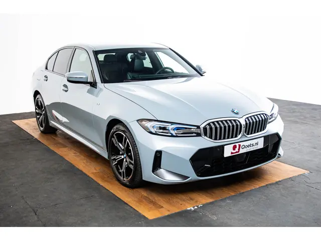 BMW 3 Serie 330e 2025 Hybride Benzine 14