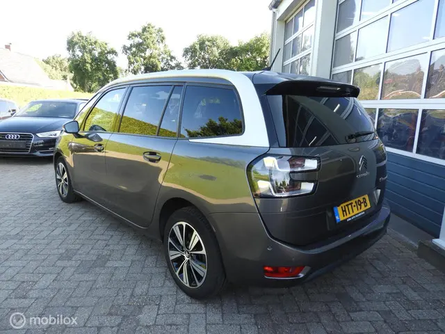 Citroën C4 Grand 1.2 PureTech 7 persoons 2018 Benzine 4