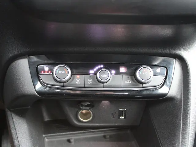 Opel Corsa-e Elegance 50 kWh 2020 Elektrisch 17