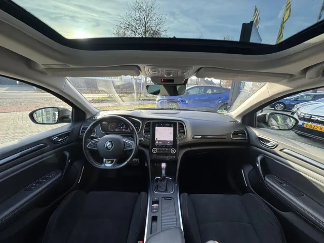 Renault Mégane Estate TCe 158 R.S. Line 2022 Benzine 11