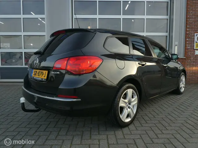 Opel Astra Sports Tourer 1.4 Turbo Sport + 2015 Benzine 5