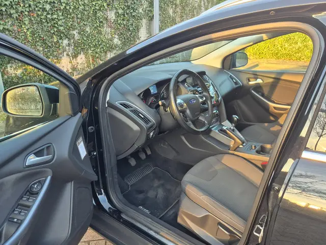 Ford Focus Wagon 1.0 EcoBoost Edition Plus 2014 Benzine 33