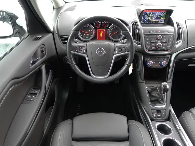 Opel Zafira Tourer 1.4 Innovation OPC- 2016 Benzine 6