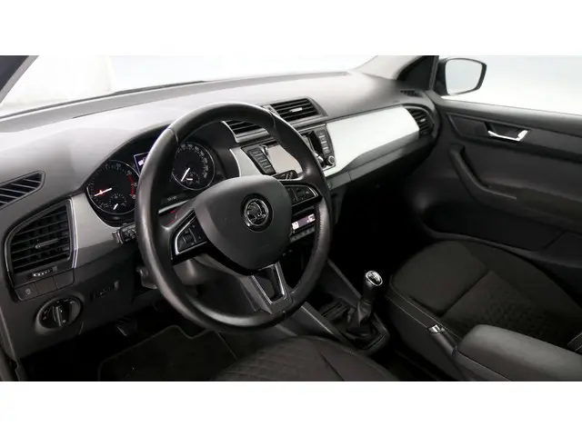 Škoda Fabia Combi 1.0 TSI 95pk Drive 2018 Benzine 17