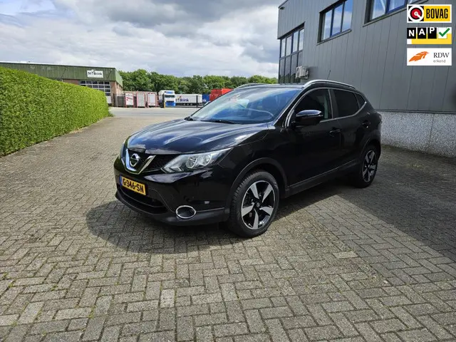 Nissan QASHQAI 1.2 Connect Edition 2015 Benzine