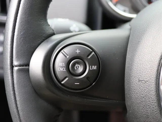 MINI Countryman 1.5 Cooper 2019 Benzine 23