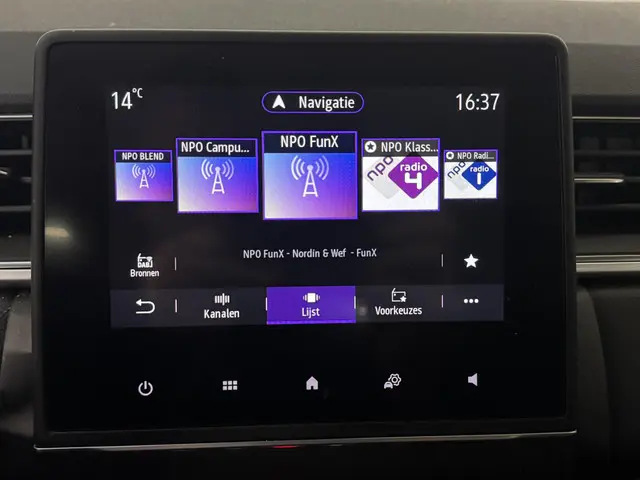 Renault Captur 1.3 mild hybrid 160 techno 2023 Benzine 35