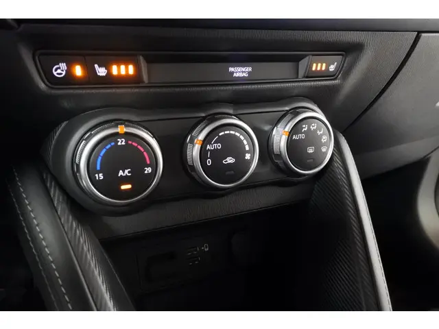 Mazda 2 1.5 90pk Signature 2020 Benzine 30