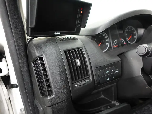 Peugeot Boxer 335 2.2 HDI L2H2 2014 Diesel 19