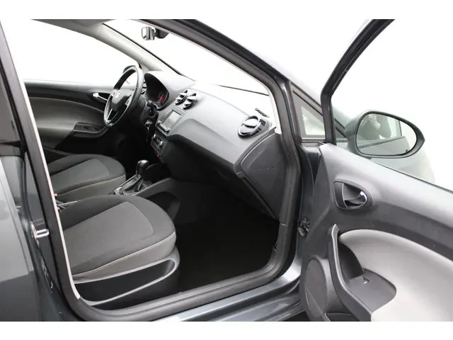 SEAT Ibiza ST 1.0 EcoTSI Style Connect 2016 Benzine 28