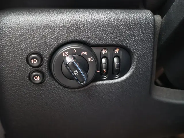MINI Cooper MINI 1.5 136PK AUT. PEPPER 2018 Benzine 27