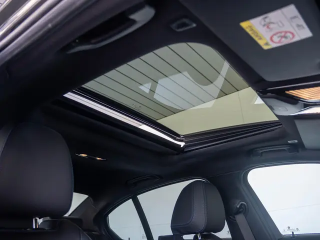 BMW 3 Serie Sedan 330e 2026 Hybride Benzine 17