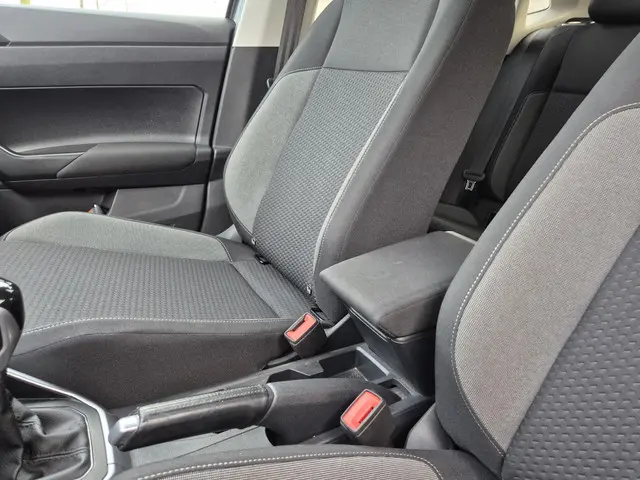 Volkswagen Polo 1.0 TSI Life 2021 Benzine 54