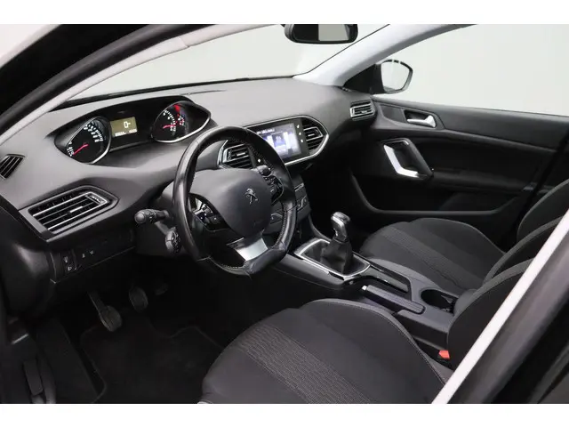 Peugeot 308 SW 1.2 PureTech Style 2017 Benzine 8
