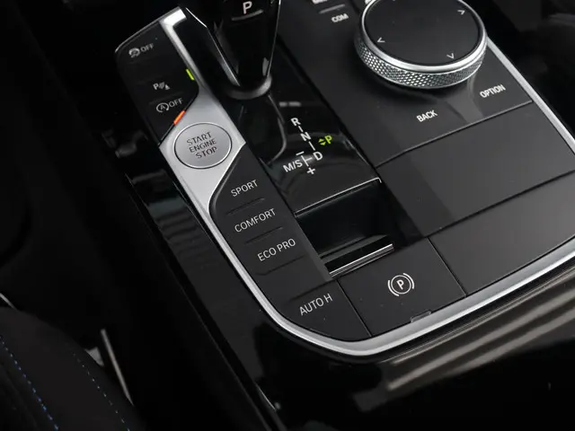 BMW 1 Serie 5-deurs M135i xDrive 2019 Benzine 20