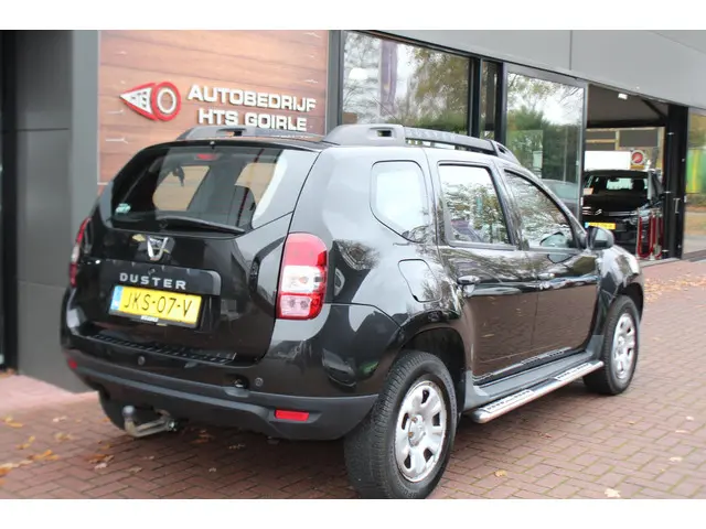 Dacia Duster 1.2 TCe 4x2 Lauréate 2014 Benzine 4