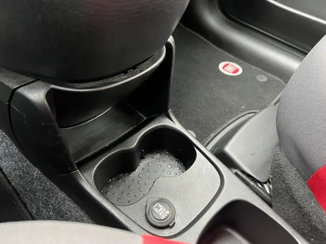 Fiat Panda 0.9 TwinAir Edizione Cool, Airco 2015 Benzine 18