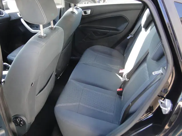 Ford Fiesta 1.25 Titanium 2012 Benzine 9
