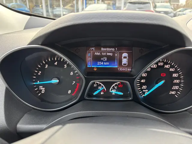 Ford Kuga 1.5 Ecoboost Titanium 2016 Benzine 17