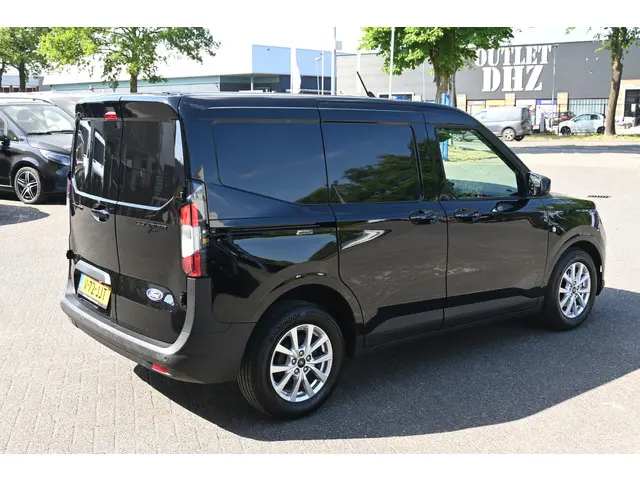Ford Transit Courier 1.0i EcoBoost Limited 2024 Benzine 3