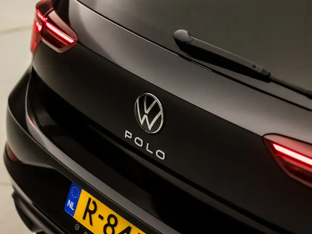 Volkswagen Polo 1.0 TSI Sportline 2022 Benzine 25