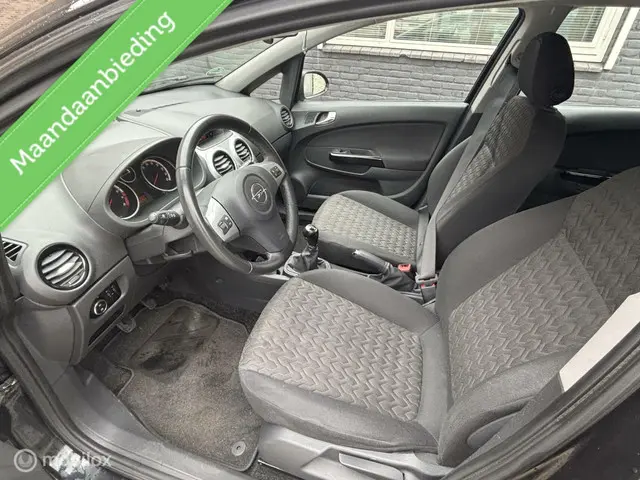 Opel Corsa 1.2 16 v EcoFlex Cosmo berlin 2013 Benzine 12