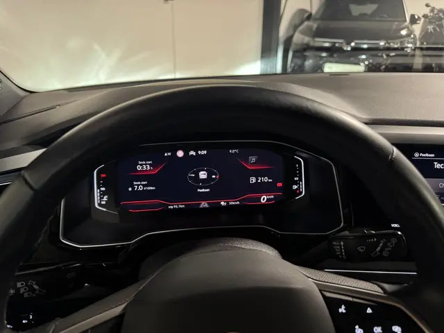 Volkswagen Polo 1.0 TSI R-Line KEYLESS CAM 2024 Benzine 18