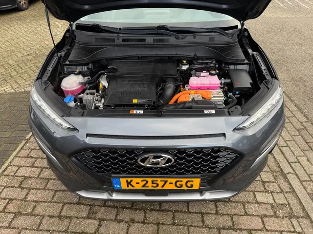 Hyundai Kona 1.6 GDI HEV Comfort 2021 Hybride Benzine 12