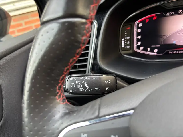 SEAT Leon 1.5 TSI FR Ultimate Edition 2020 Benzine 14
